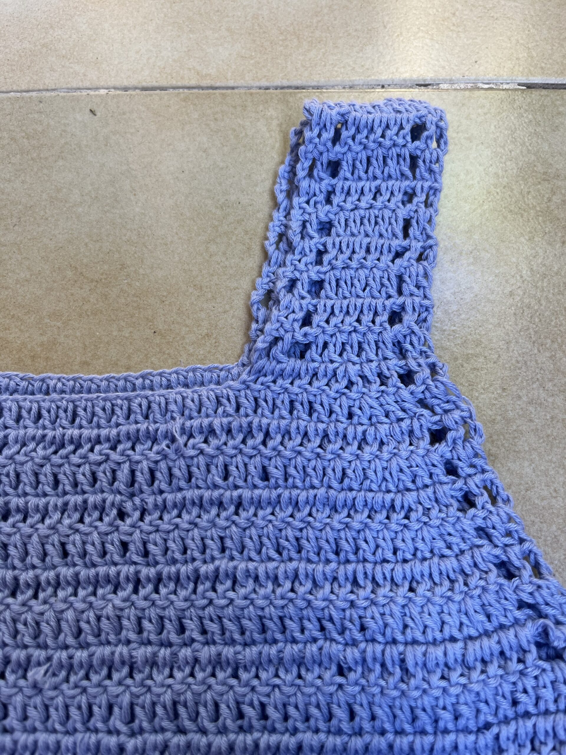 Crochet crop top - Image 4